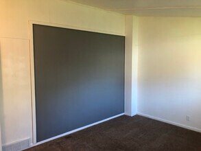 2202 Fargo Ave in Spirit Lake, IA - Foto de edificio - Building Photo