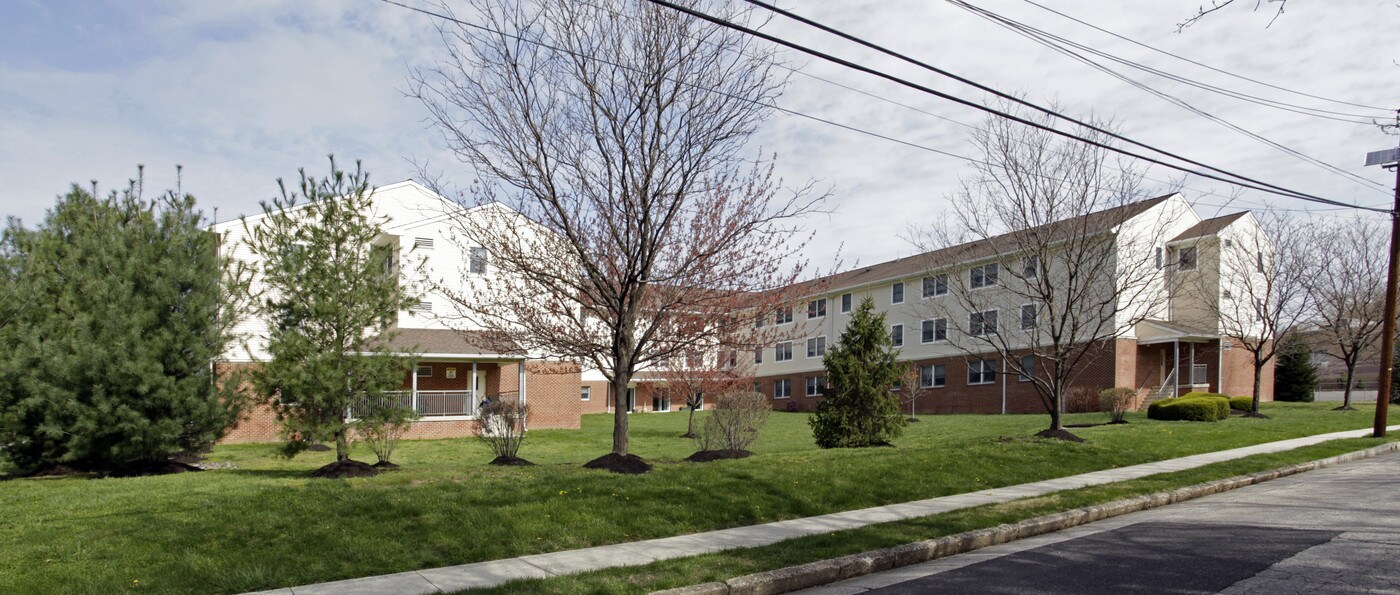 Lutheran Senior Residence at Pennsauken in Merchantville, NJ - Building Photo