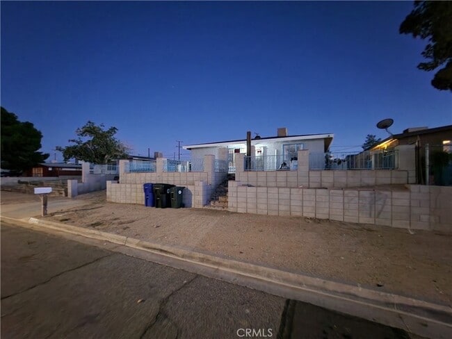 25603 Be Joal St in Barstow, CA - Building Photo - Building Photo