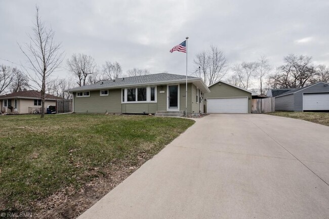 property at 9845 Pillsbury Ave S