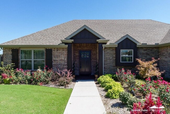 3252 N Bentley Ridge in Fayetteville, AR - Building Photo - Building Photo
