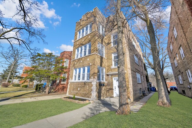 41 W 14th Pl in Chicago Heights, IL - Building Photo - Building Photo