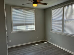 1203 S 15th St in Baton Rouge, LA - Building Photo - Building Photo