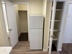 177 Thorndike St, Unit 1 in Brookline, MA - Foto de edificio - Building Photo