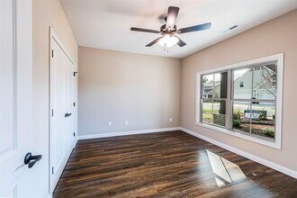 558 Providence Ct in Bowling Green, KY - Building Photo - Building Photo