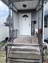 220 S Valley Ave in Olyphant, PA - Building Photo