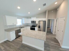 8500 N Sussex Dr in Citrus Springs, FL - Building Photo - Building Photo