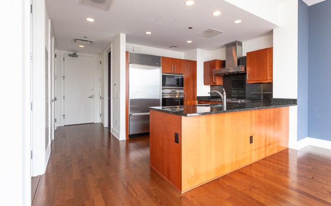 401 N Wabash Ave, Unit 36I in Chicago, IL - Building Photo - Building Photo