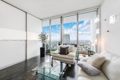 property at 92 SW 3rd St