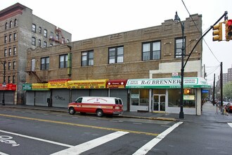 695-707 Melrose Ave in Bronx, NY - Foto de edificio - Building Photo