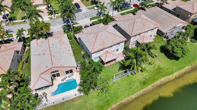 4450 Banyan Trails Dr in Coconut Creek, FL - Building Photo - Building Photo