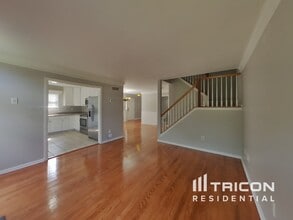 2108 Royal Ct in Royersford, PA - Building Photo - Building Photo