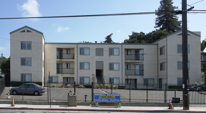 9410 Macarthur Blvd in Oakland, CA - Building Photo - Building Photo