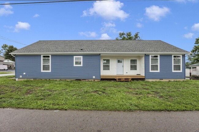 216 Wood St in Buckeye Lake, OH - Building Photo - Building Photo