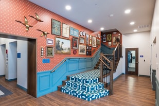 The Scoot Grandeur Apartments in Cudahy, WI - Building Photo