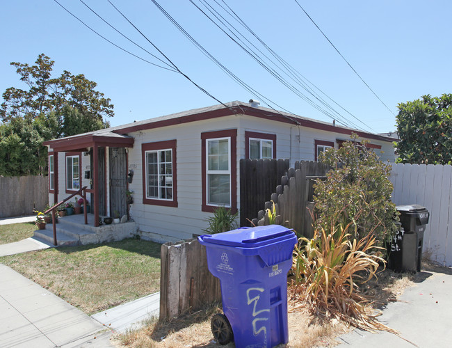 4074-4080 N 34th St in San Diego, CA - Building Photo - Building Photo