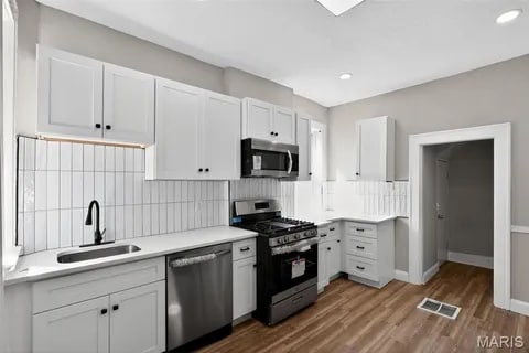 4152 Delmar Blvd in St. Louis, MO - Building Photo - Building Photo