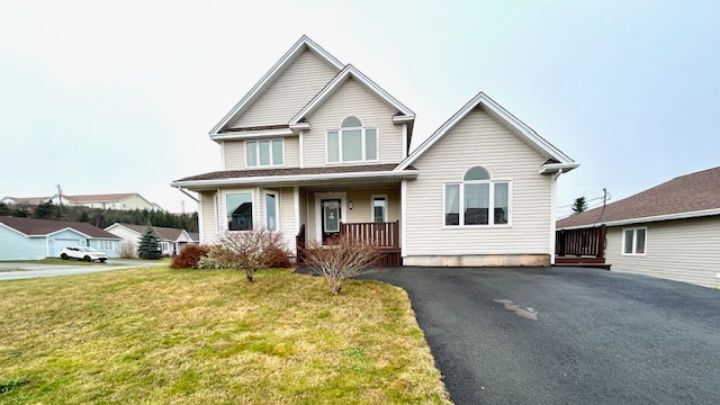 15 Cloudberry Pl in Conception Bay South, NL - Building Photo