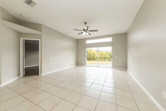 10609 Egret Haven Ln in Riverview, FL - Building Photo - Building Photo