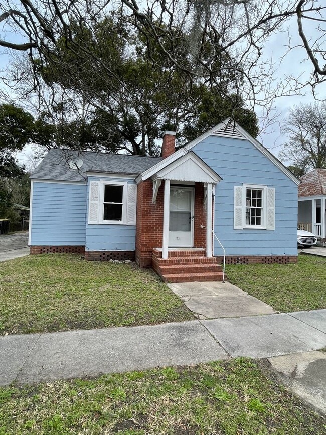 property at 1216 E 37th St