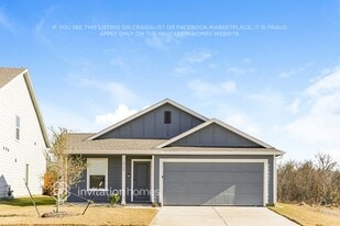 2502 Flight Trl in Crandall, TX - Building Photo