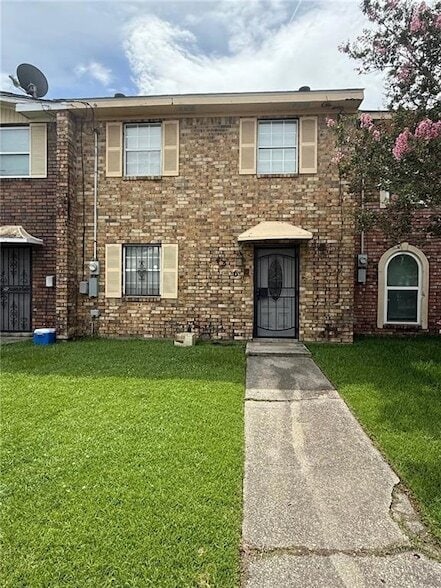 property at 4346 Sybil St