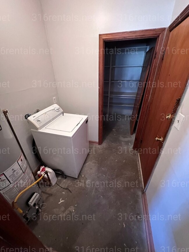 property at 2413 N Prince Ave