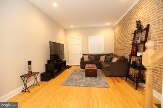 2809 O'Donnell St in Baltimore, MD - Building Photo - Building Photo