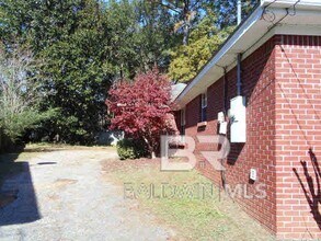104 Clay Cir in Daphne, AL - Building Photo - Building Photo