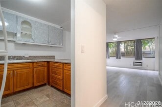 1255 Nuuanu Ave in Honolulu, HI - Building Photo - Building Photo