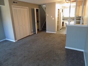 5553 Canterbury Ln in Lincoln, NE - Building Photo - Building Photo