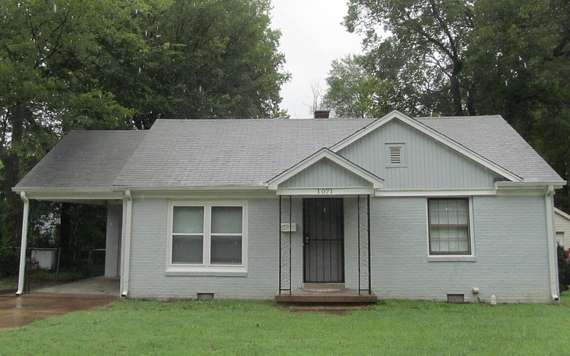 1071 Echles St in Memphis, TN - Building Photo