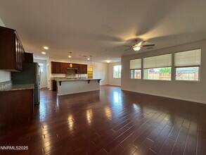 9885 Kerrydale Ct in Reno, NV - Building Photo - Building Photo