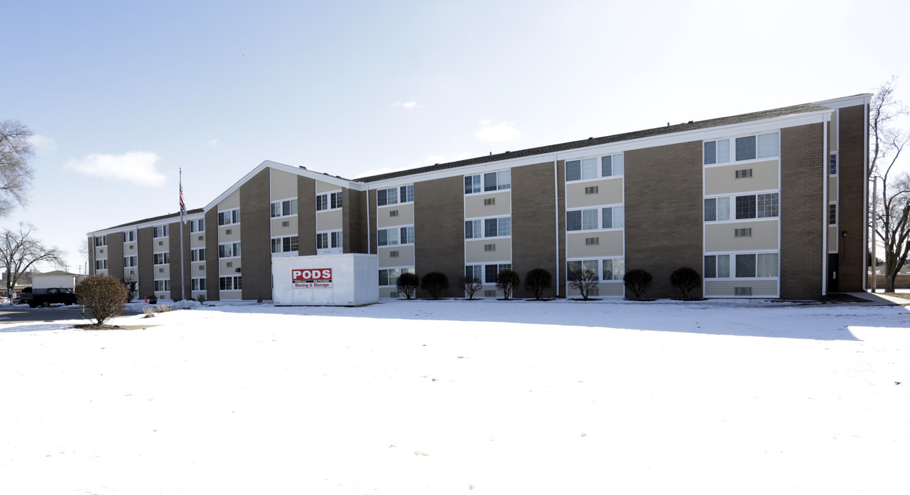 Hurlburt House in Peoria, IL - Building Photo