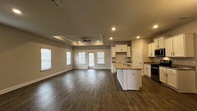13236 Cavalier St in Spanish Fort, AL - Building Photo - Building Photo