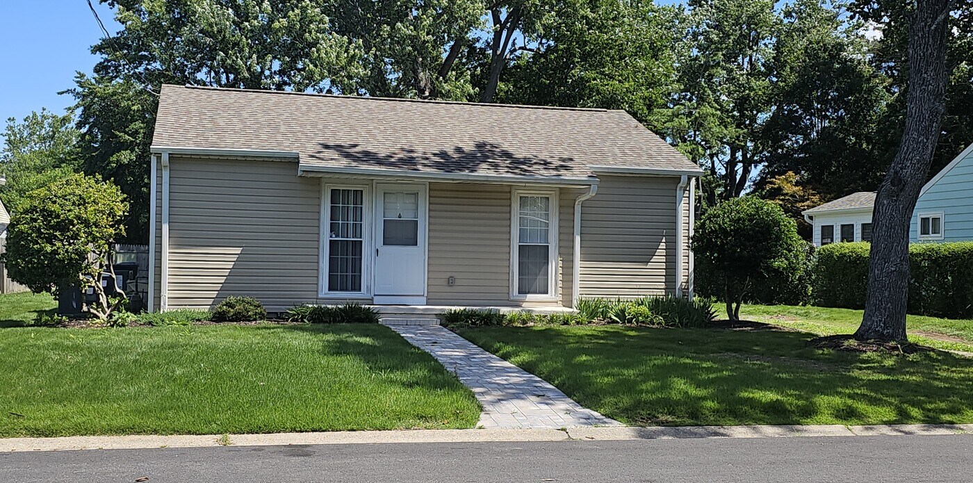 116 Edale Ave in Williamsburg, VA - Building Photo