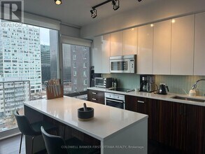 300 Lisgar St in Ottawa, ON - Building Photo - Building Photo