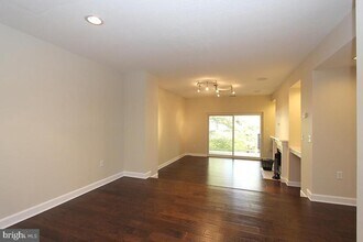 18112 Windsor Hill Dr in Olney, MD - Building Photo - Building Photo