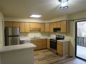 Eagle Brook in Knoxville, TN - Foto de edificio - Building Photo