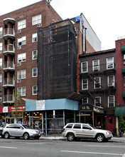 213 Seventh Ave in New York, NY - Building Photo - Building Photo