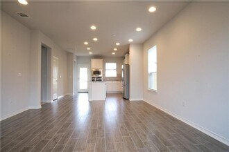 14110 McCoy Lp in Austin, TX - Building Photo - Building Photo