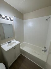 44 S 200 E in Roosevelt, UT - Building Photo - Building Photo