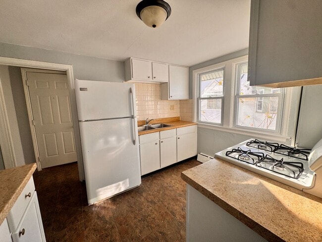 property at 1811 54th St