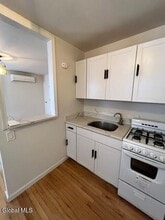 104 S Ferry St in Schenectady, NY - Building Photo - Building Photo