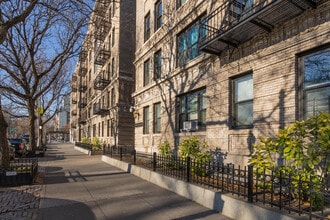 45 W 110th St in New York, NY - Foto de edificio - Building Photo