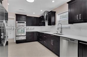 3721 Simms St in Hollywood, FL - Foto de edificio