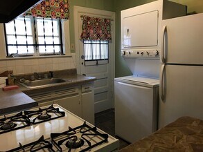 2289 Monroe Ave, Unit 2289 in Memphis, TN - Building Photo - Building Photo
