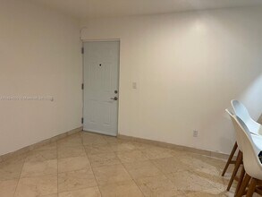 3545 NE 167th St in Miami, FL - Building Photo - Building Photo