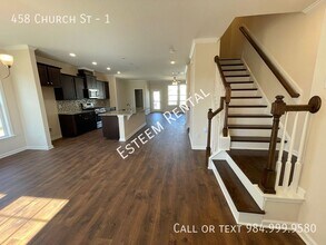 458 Church St in Morrisville, NC - Building Photo - Building Photo