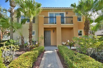 12699 NW 32nd Pl in Sunrise, FL - Building Photo - Building Photo